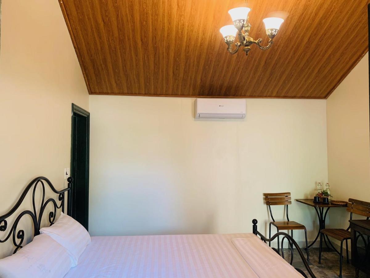 Dinh Gia Home Villa & Resort ニンビン エクステリア 写真
