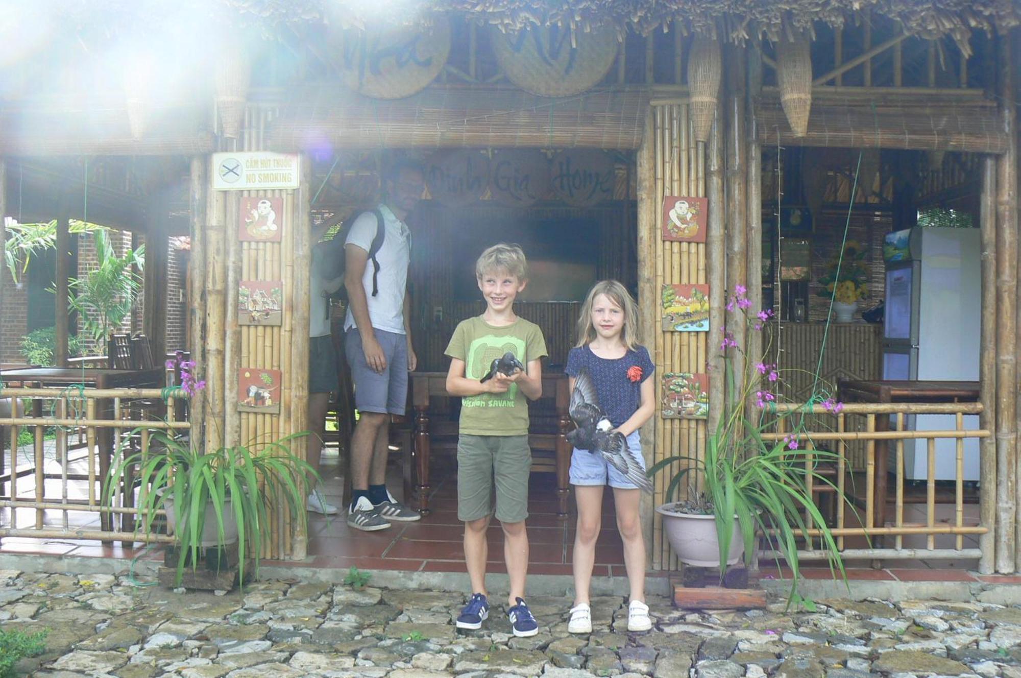Dinh Gia Home Villa & Resort ニンビン 部屋 写真