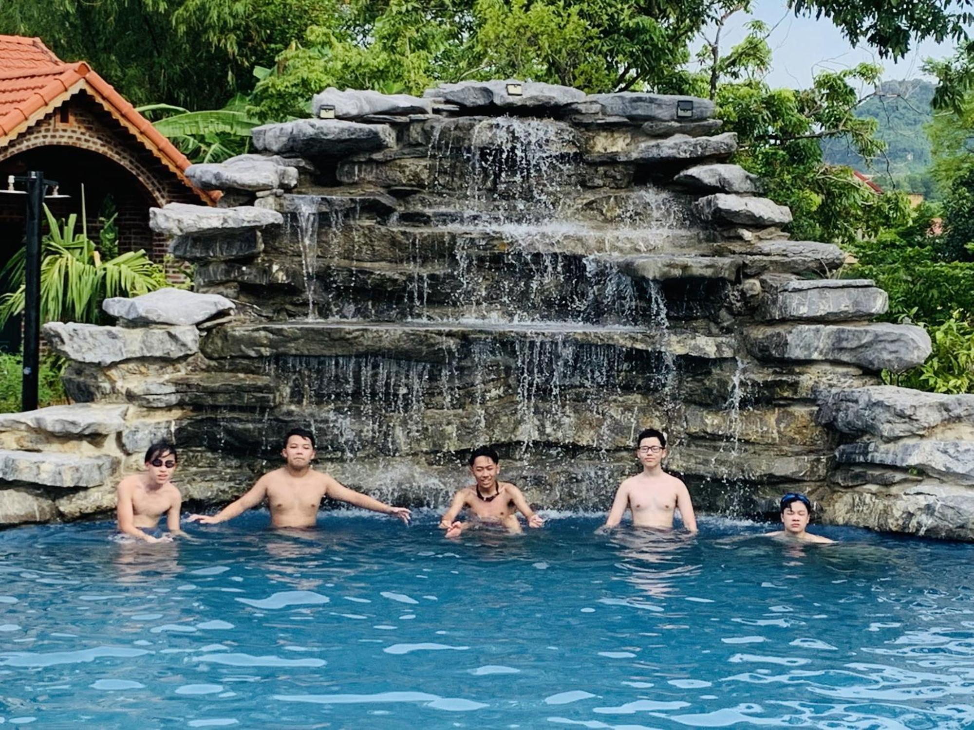 Dinh Gia Home Villa & Resort ニンビン 部屋 写真