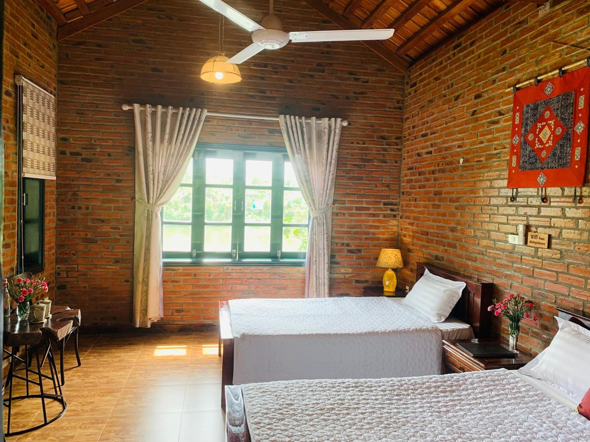 Dinh Gia Home Villa & Resort ニンビン 部屋 写真